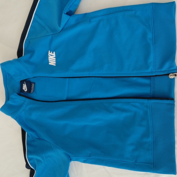 Nike boys navy / blue & whites full zip lightweight matching jacket & pant set - Picture 5 of 14